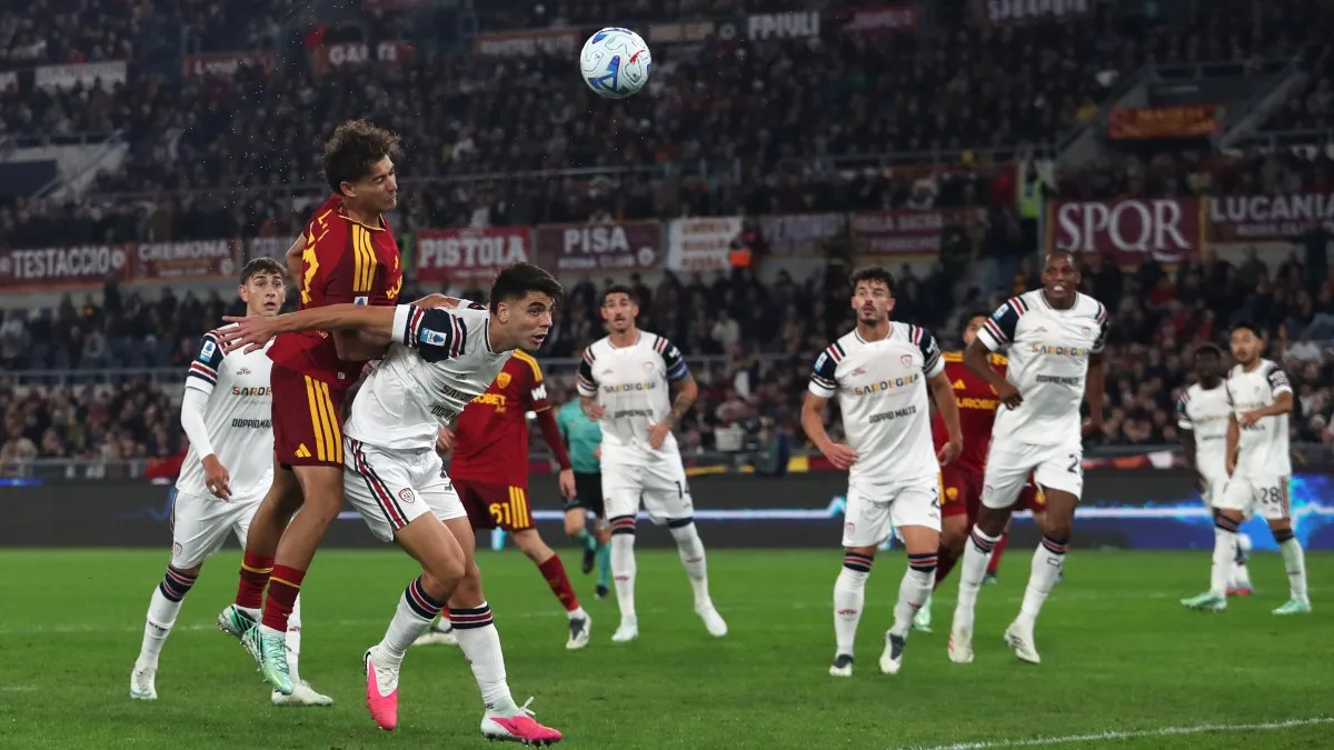 Roma dan Como Menang, Jaga Persaingan Papan Atas Serie A